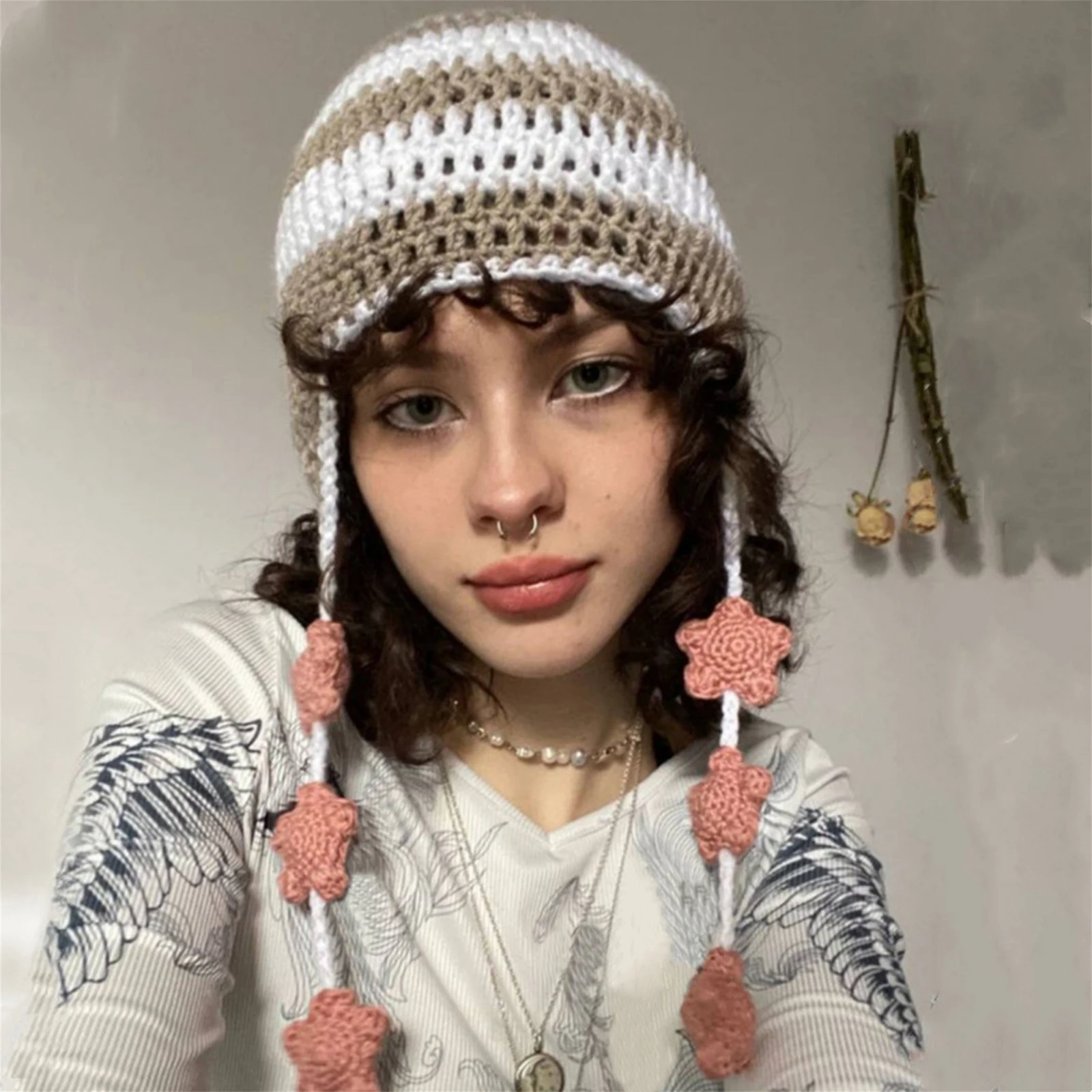 Женская вязаная шапка в полоску с подвеской в виде звезды, милая вязаная шапка-ушанка, Повседневная шапочка
Женская вязаная шапка в полоску с подвеской в виде звезды, милая вязаная шапка-ушанка, Повседневная шапочка