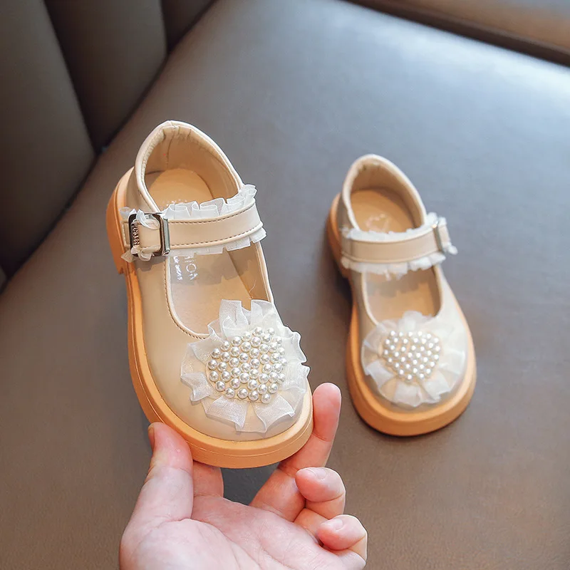 Girls Sweet Princess Leather Shoes 2022 Spring Autumn New Pearl Performance Children Shoes Fashion Wild Kids Shoes H253
Girls Sweet Princess Leather Shoes 2022 Spring Autumn New Pearl Performance Children Shoes Fashion Wild Kids Shoes H253