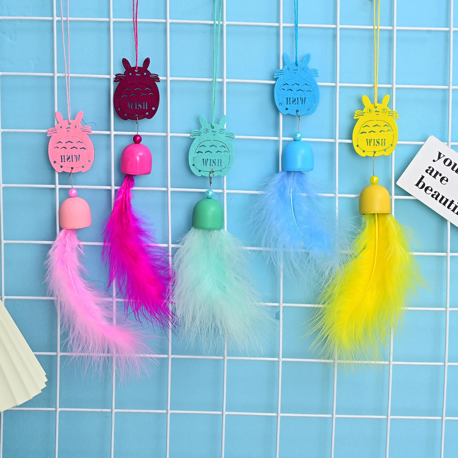 Creative Cartoon Chinchilla Bear Car Pendant Star Love Small Wind Bell Feather Pendant Window Sill Decoration Home Decor
Creative Cartoon Chinchilla Bear Car Pendant Star Love Small Wind Bell Feather Pendant Window Sill Decoration Home Decor