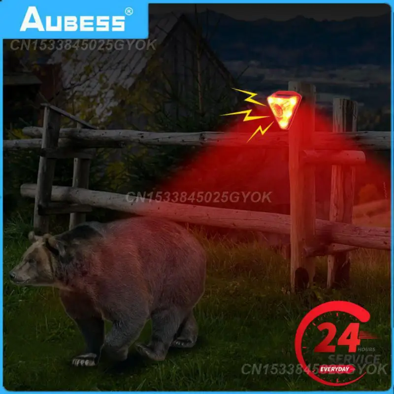 Animal Repellent Alarm Outdoor 6 Flashing Red Leds Alarm Siren Drive Away Wild Animals Ip65 Waterproof Solar Light Alarm Safe
Animal Repellent Alarm Outdoor 6 Flashing Red Leds Alarm Siren Drive Away Wild Animals Ip65 Waterproof Solar Light Alarm Safe