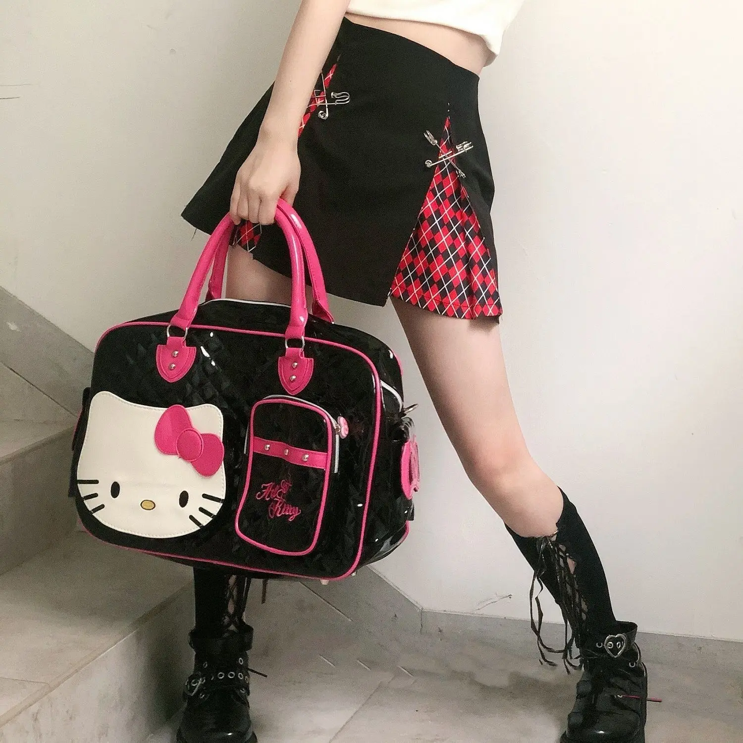 Hello Kitty Women Travel Bag Handbag PU Luggage Bags For Women Crossbody Bag Casual Ladies Large Fashion Shoulder Bag
Hello Kitty Women Travel Bag Handbag PU Luggage Bags For Women Crossbody Bag Casual Ladies Large Fashion Shoulder Bag