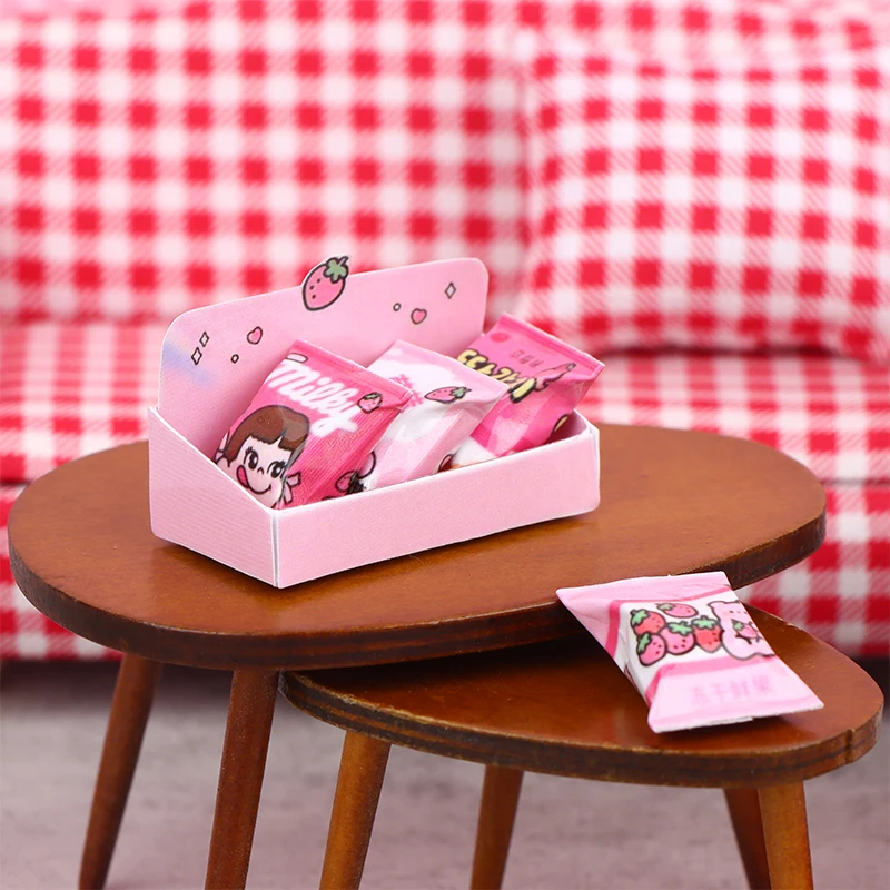 1 комплект, 1:12 миниатюрный детский Кукольный домик, сумка для конфет с нижней коробкой, модель, детская игрушка для ролевых игр, аксессуары для кукольного домика
1 комплект, 1:12 миниатюрный детский Кукольный домик, сумка для конфет с нижней коробкой, модель, детская игрушка для ролевых игр, аксессуары для кукольного домика