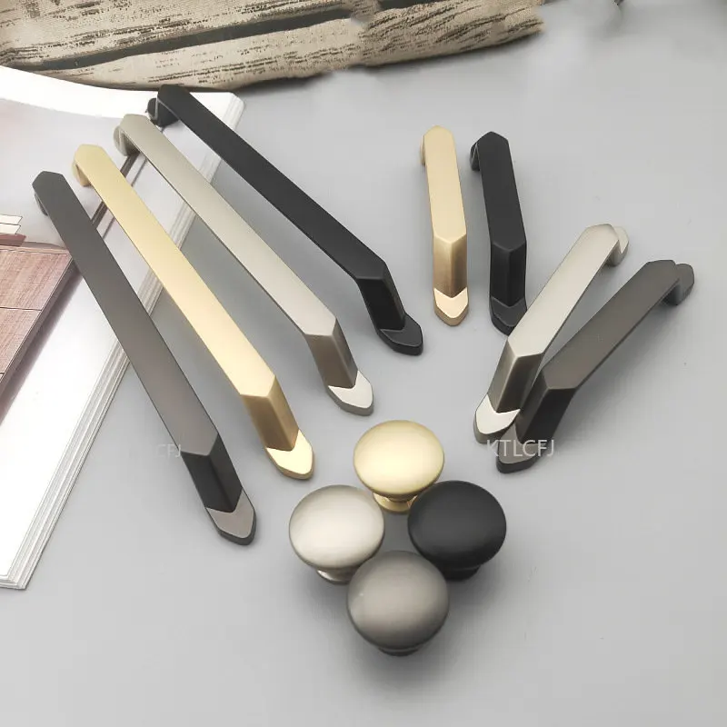 Zinc Alloy Kitchen Cabinet Handles Drawer Pulls Modern Simple Style Knobs Cabinet Handles Handles for Furniture Hardware
Zinc Alloy Kitchen Cabinet Handles Drawer Pulls Modern Simple Style Knobs Cabinet Handles Handles for Furniture Hardware