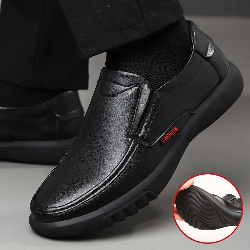 New Black Shoes Men Loafers Breathable Soft Moccasins Man High Quality Casual PU Leather Boat Shoes Men Flats Male Driving Shoes
New Black Shoes Men Loafers Breathable Soft Moccasins Man High Quality Casual PU Leather Boat Shoes Men Flats Male Driving Shoes