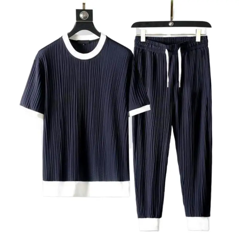 2022 Men's two piece sportswear New South Korean fashion short sleeve T-shirt solid O neck pullover sportswear
2022 Men's two piece sportswear New South Korean fashion short sleeve T-shirt solid O neck pullover sportswear