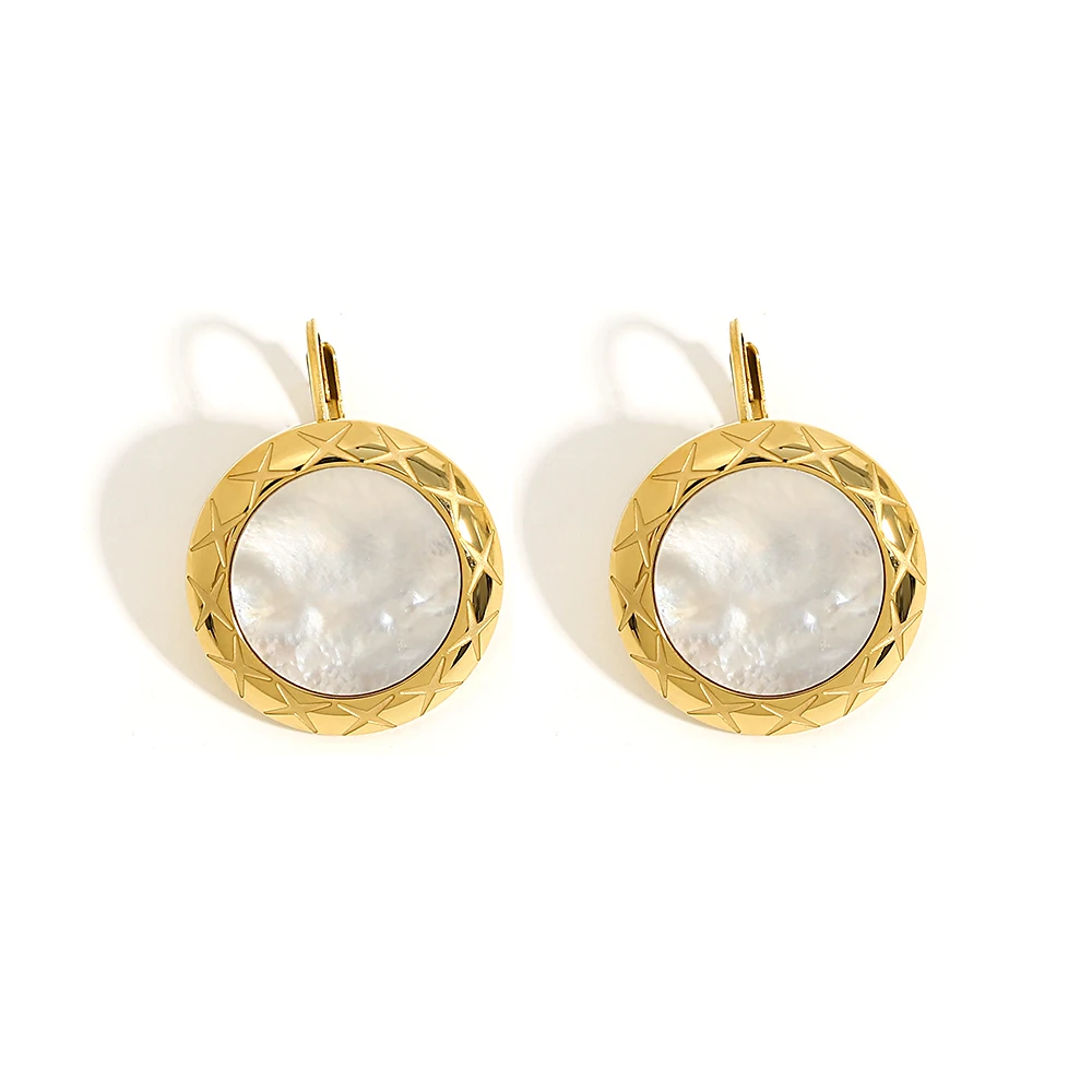 

1pair White Shell Round Hoops Earrings for Women Stainless Steel Gold Plated Textured Metal Earrings Waterproof Jewelry Earrings