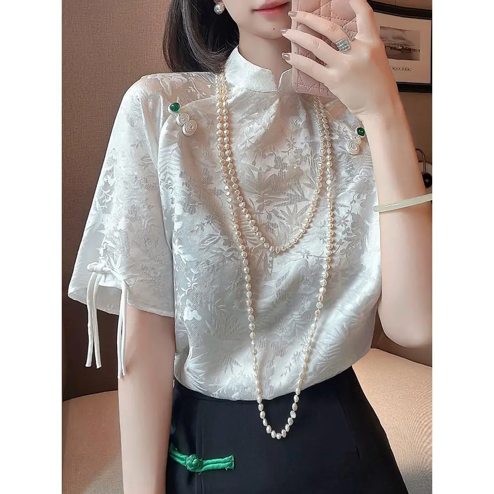 Short Sleeve Chiffon Blouse Printed Plate Button Chinese Style Vintage Shirts 2022 Summer New Fashion Imitation Silk Top Loose
Short Sleeve Chiffon Blouse Printed Plate Button Chinese Style Vintage Shirts 2022 Summer New Fashion Imitation Silk Top Loose