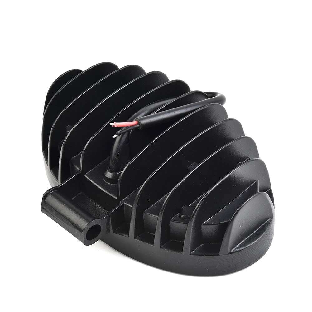 Japanese Encapsulation Technology Oval LED Work Lamp for Truck Tractor Off Road Fog Light with 24W 12V 24V Flood Beam
Japanese Encapsulation Technology Oval LED Work Lamp for Truck Tractor Off Road Fog Light with 24W 12V 24V Flood Beam