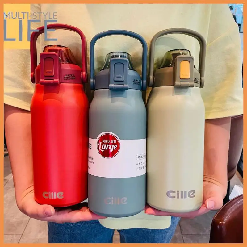 Childrens Sports Water Cup High-value Outdoor Water Cup 1.3l/1.7l Large-capacity Travel Pot Portable Thermos Cup With Straw Pp
Childrens Sports Water Cup High-value Outdoor Water Cup 1.3l/1.7l Large-capacity Travel Pot Portable Thermos Cup With Straw Pp