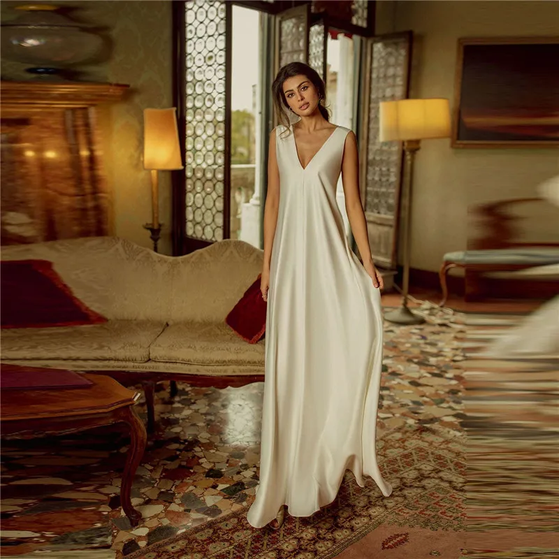 New Fashion V-Neck A-Line Wedding Dress Pregnant Women Party Gowns Spring Sleeveless Ladies Garden Bride Gown Vestidos De Mariee
New Fashion V-Neck A-Line Wedding Dress Pregnant Women Party Gowns Spring Sleeveless Ladies Garden Bride Gown Vestidos De Mariee