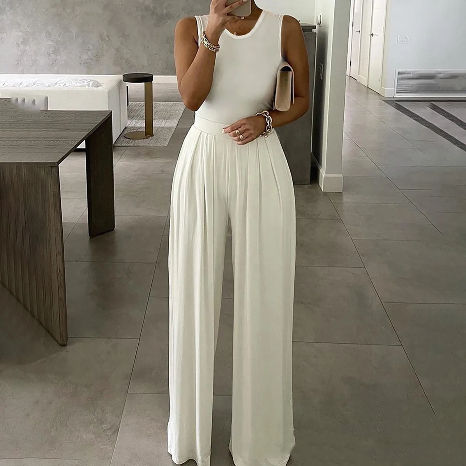 Women Solid Pleated Jumpsuit Summer Elegant Fashion Loose Wide Leg Beach Romper Casual Sleeveless Playsuit Club Party Overalls
Women Solid Pleated Jumpsuit Summer Elegant Fashion Loose Wide Leg Beach Romper Casual Sleeveless Playsuit Club Party Overalls