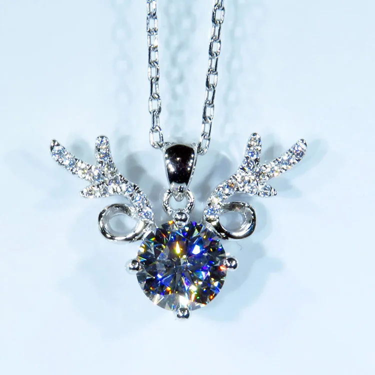 Live source pt950 plated platinum necklace inlaid with eight hearts and eight arrows Zircon imitation mossan diamond pendant
Live source pt950 plated platinum necklace inlaid with eight hearts and eight arrows Zircon imitation mossan diamond pendant