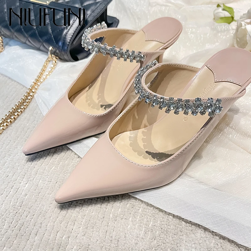 Summer Rhinestone Strap Hollow Women's Slippers Sandals Slip On Slides High Heels Women's Pumps Suede Patent Leather Solid Color
Summer Rhinestone Strap Hollow Women's Slippers Sandals Slip On Slides High Heels Women's Pumps Suede Patent Leather Solid Color