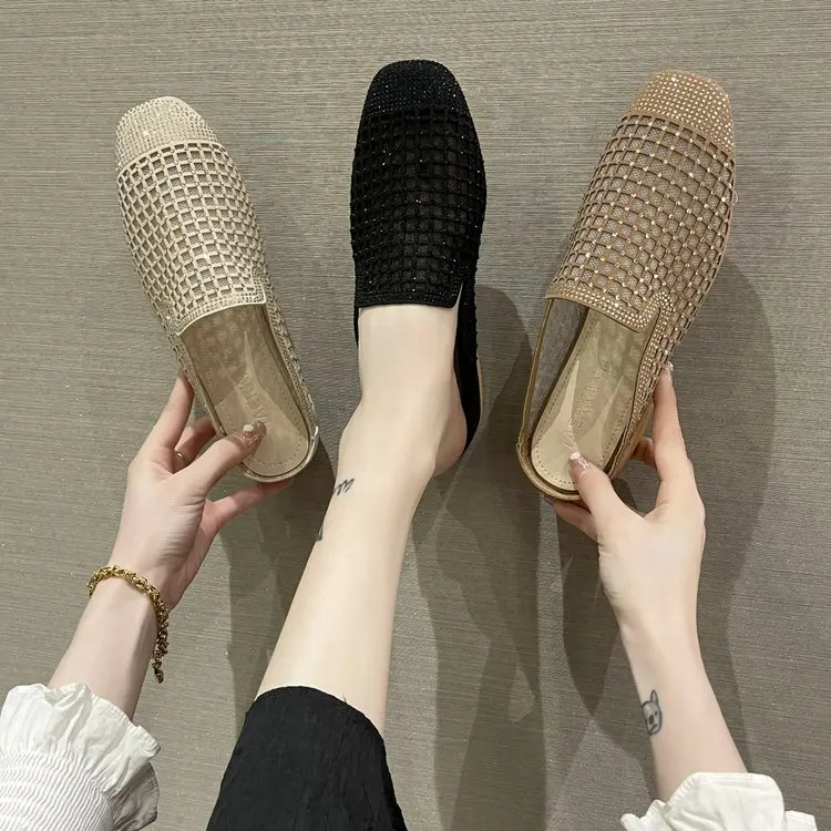 Woman Flat Slippers Backless Mules Plates Feminino Ladies Bling Crystal Chaussure Mesh Fretwork Home Half Slides Outdoor Shoes
Woman Flat Slippers Backless Mules Plates Feminino Ladies Bling Crystal Chaussure Mesh Fretwork Home Half Slides Outdoor Shoes