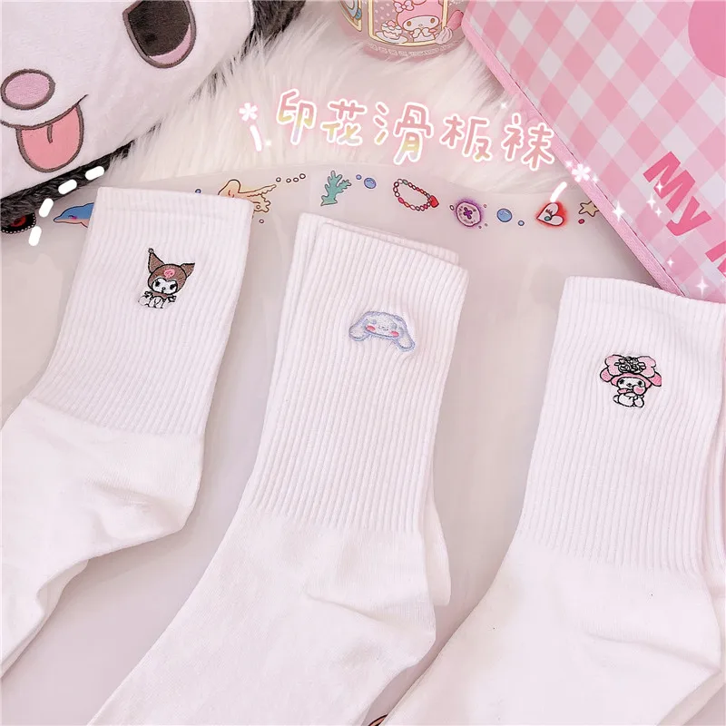 Kawaii Sanrioed My Melody Cute Cinnamoroll Cotton Socks Embroidered Mid Tube Skate Socks Sweat Absorbing Cotton Girls Long Socks
Kawaii Sanrioed My Melody Cute Cinnamoroll Cotton Socks Embroidered Mid Tube Skate Socks Sweat Absorbing Cotton Girls Long Socks