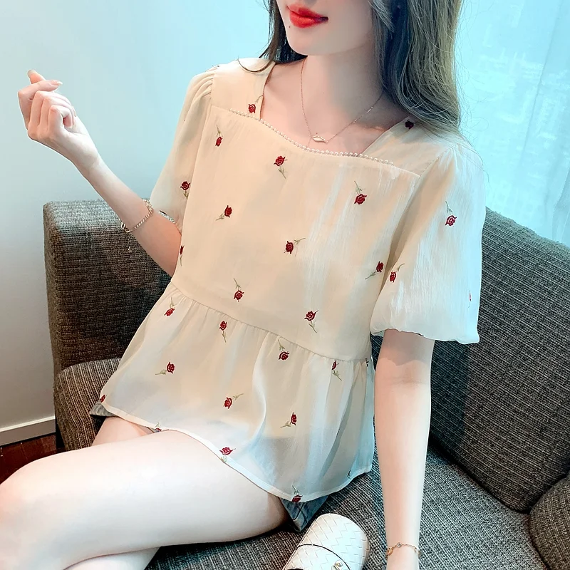 Women Summer Tops 2023 New Chic Chiffon Blouse French Style Square Neck Embroidery Shirt Short Puff Sleeve Shirt Clothes 27486
Women Summer Tops 2023 New Chic Chiffon Blouse French Style Square Neck Embroidery Shirt Short Puff Sleeve Shirt Clothes 27486