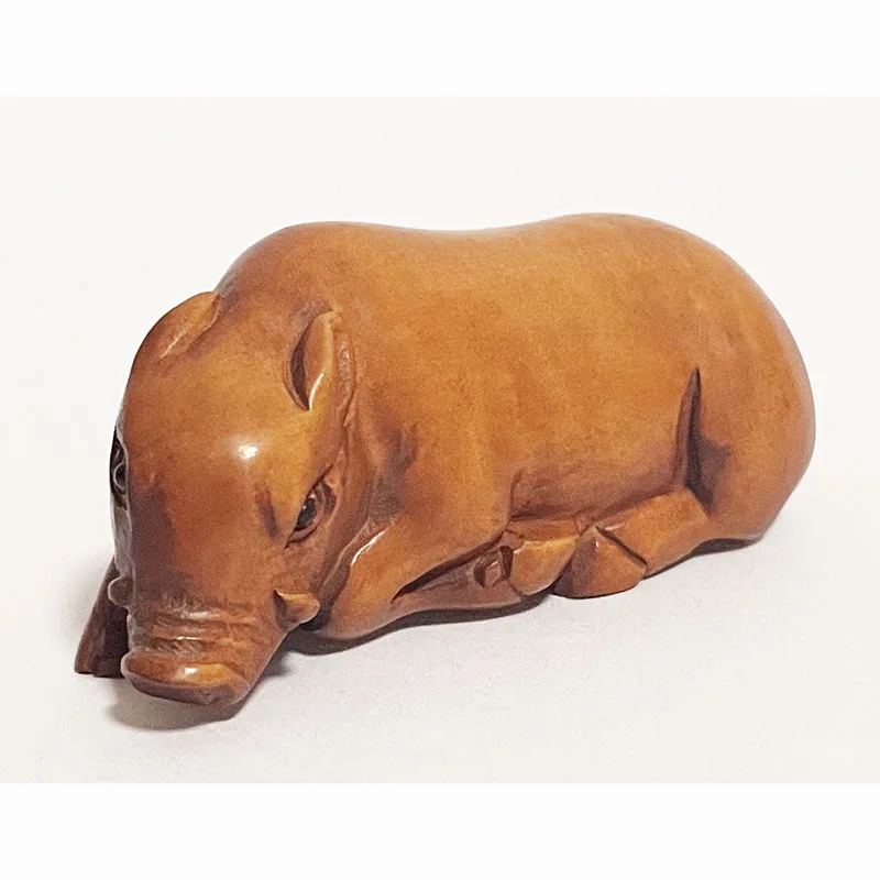 2 INCH Japanese Boxwood Hand Carved Netsuke Animal Sculpture Miniature Boar Pig Rest 
2 INCH Japanese Boxwood Hand Carved Netsuke Animal Sculpture Miniature Boar Pig Rest