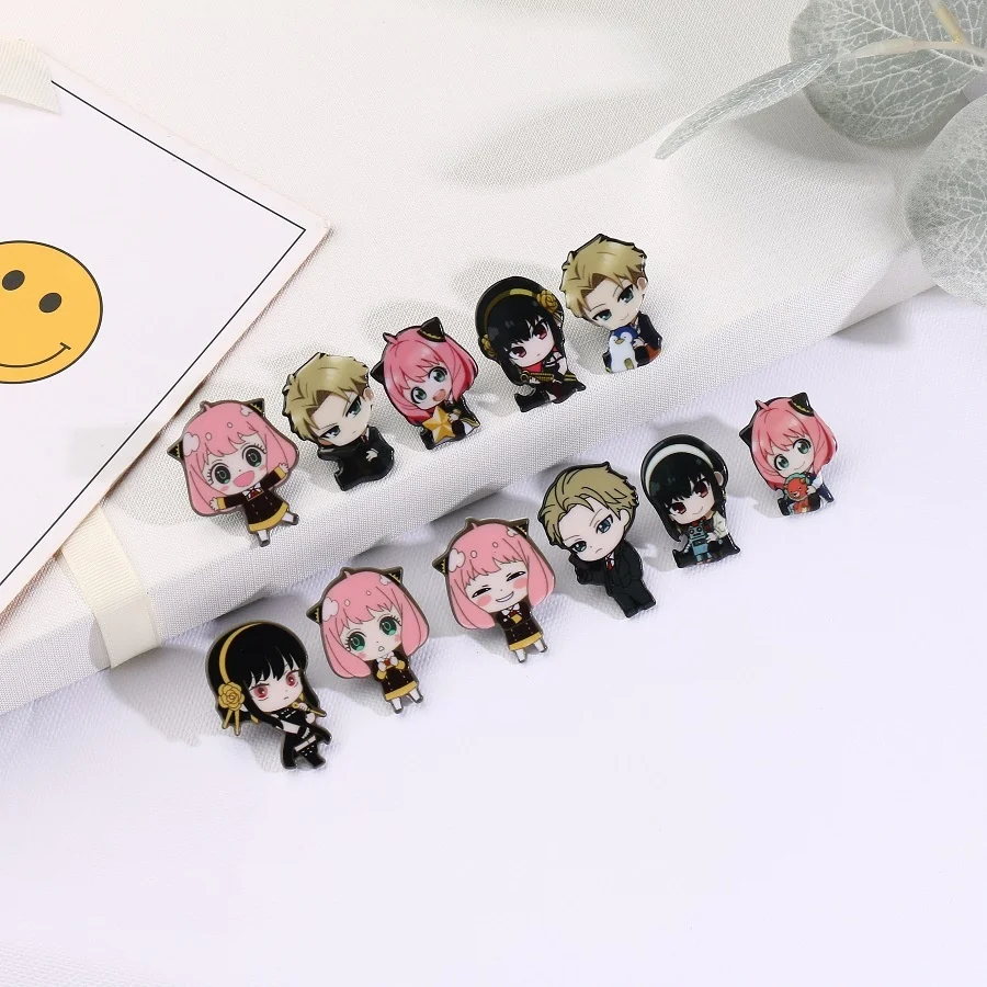Anime SPY Spy Play House Cartoon Hair Band Metal Badge Shirt Lapel Pin Jewelry Children's Hair Rope Hair Accessories Gift Toys
Anime SPY Spy Play House Cartoon Hair Band Metal Badge Shirt Lapel Pin Jewelry Children's Hair Rope Hair Accessories Gift Toys