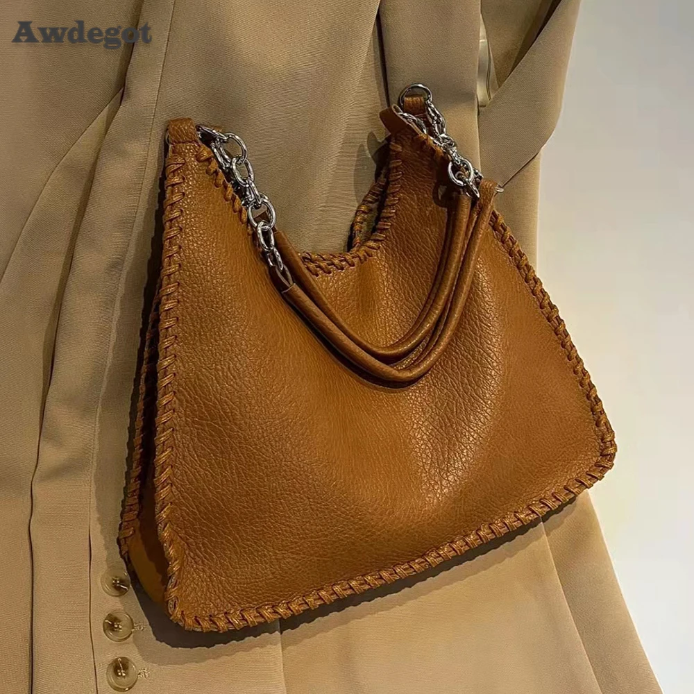 Soft PU Silver Chain Shoulder Handbags Female Camel Daily Purse Imitation Simple Design Bag for Women Big Capacity Tote for Lady
Soft PU Silver Chain Shoulder Handbags Female Camel Daily Purse Imitation Simple Design Bag for Women Big Capacity Tote for Lady