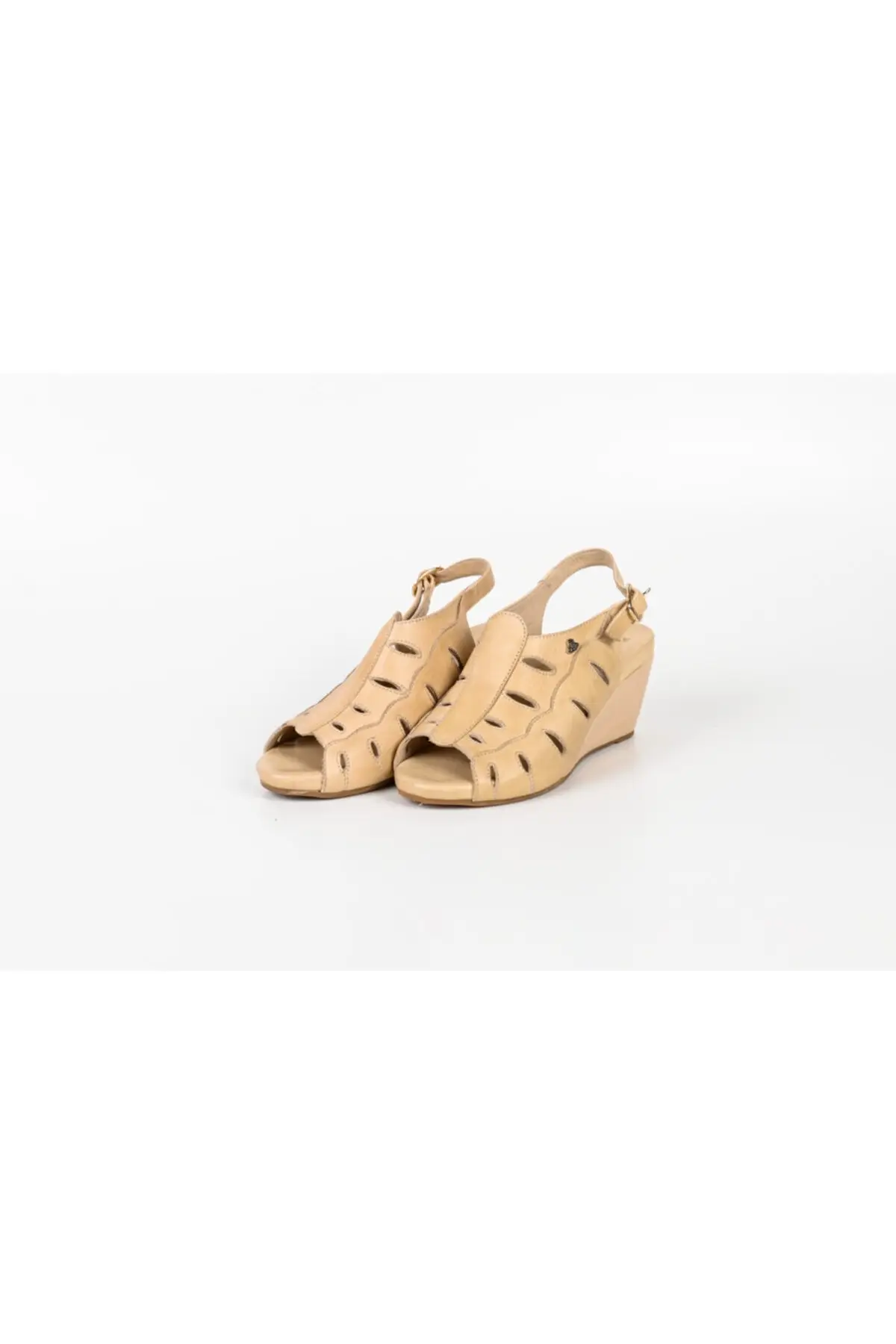 Women's Fashion Sandals Wedge Leather New Summer Comfort Breathable Casual Quality Ladies Fashion Light Sandals
Women's Fashion Sandals Wedge Leather New Summer Comfort Breathable Casual Quality Ladies Fashion Light Sandals