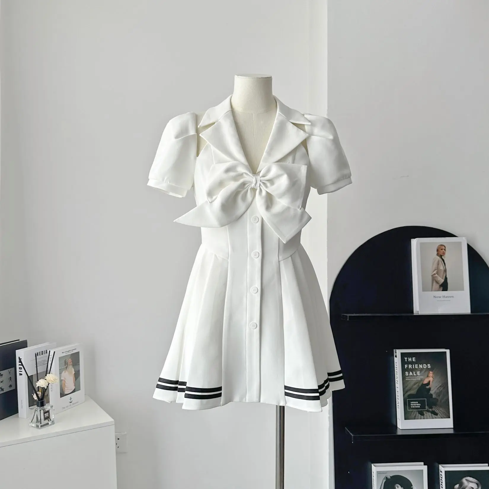 

Women's Cute Japan Style Bowknot Short Sleeve White A Line Mini Dress Lady High Street Single Breasted School Style Short Dress