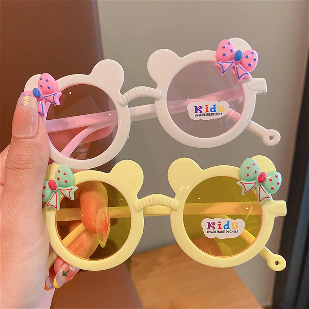 Girls Sun Eyewear Party Sun Protection Clear Vision Colorful Uv400 Sunglasses Sun Glasses Cool Round Frame Sunscreen Bow Cartoon
Girls Sun Eyewear Party Sun Protection Clear Vision Colorful Uv400 Sunglasses Sun Glasses Cool Round Frame Sunscreen Bow Cartoon