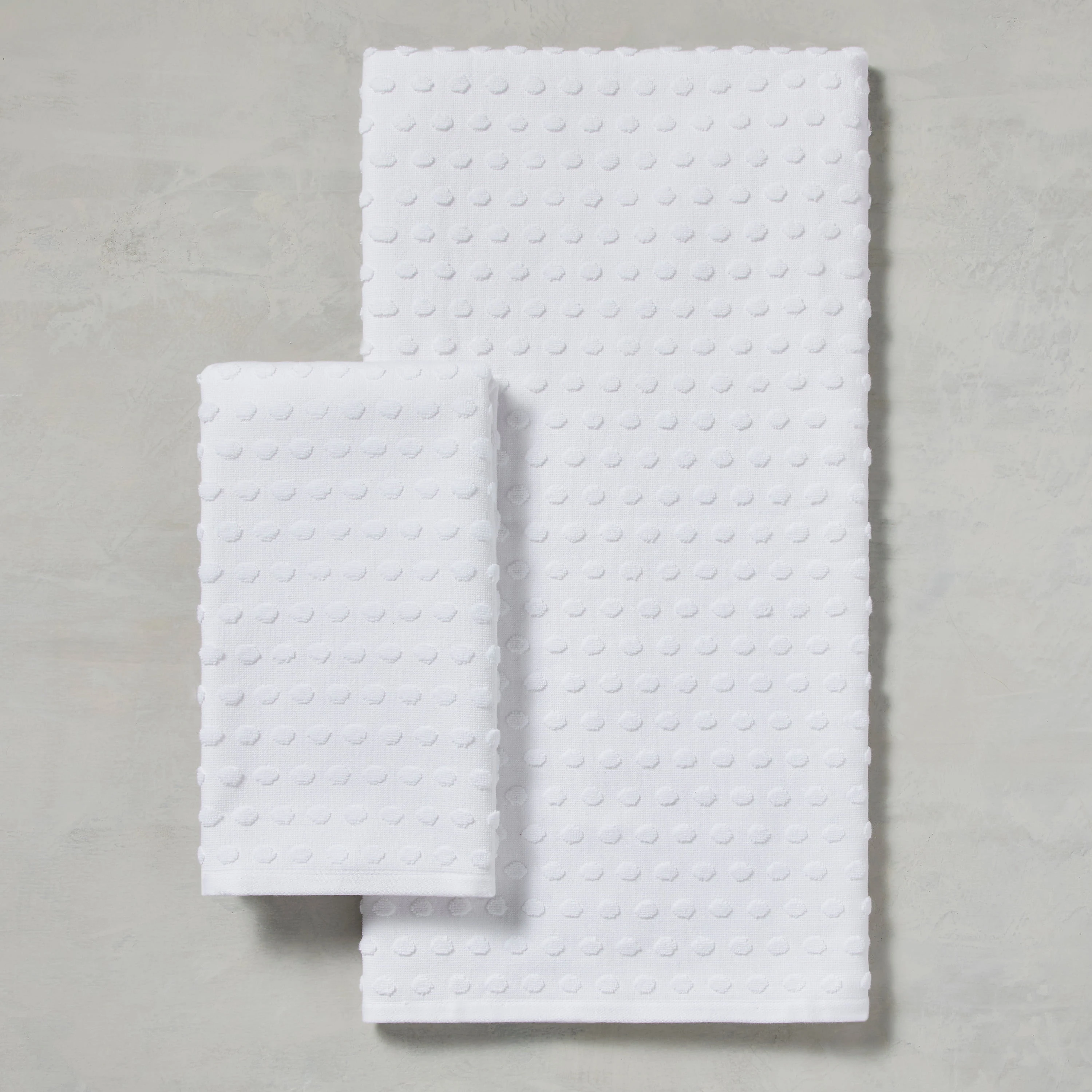 Комплект хлопковых банных полотенец для рук Better Home & Garden Ditsy Dots, белый, набор из 2 предметов
Комплект хлопковых банных полотенец для рук Better Home & Garden Ditsy Dots, белый, набор из 2 предметов