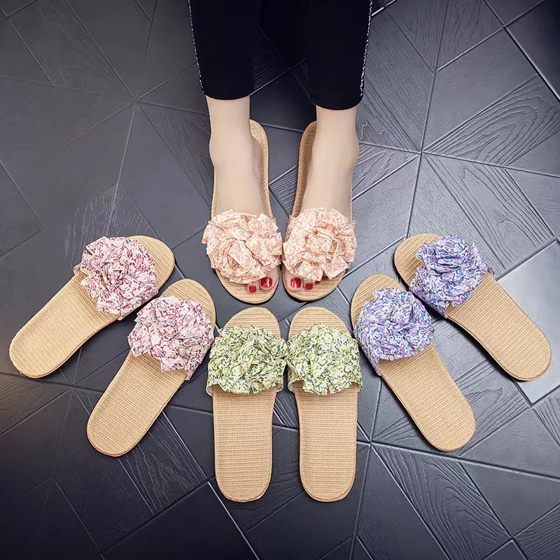 SENDNAKAI Linen Women's Home Series Slippers in the Four Seasons Indoor Thick Sole Anti slip Couple Slippers in Summer
SENDNAKAI Linen Women's Home Series Slippers in the Four Seasons Indoor Thick Sole Anti slip Couple Slippers in Summer
