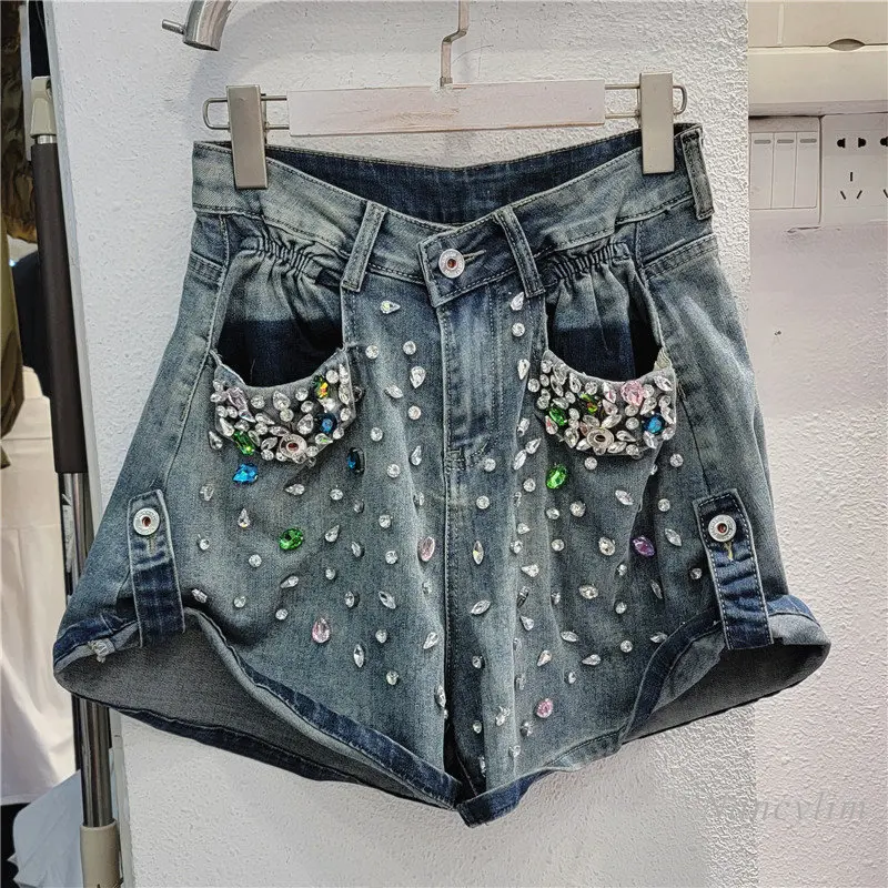Handmade Beaded Rhinestone Shiny Flanging Wide-Leg Denim Shorts Women's Fashionable Stylish Y2K Shorts 2023 Summer
Handmade Beaded Rhinestone Shiny Flanging Wide-Leg Denim Shorts Women's Fashionable Stylish Y2K Shorts 2023 Summer