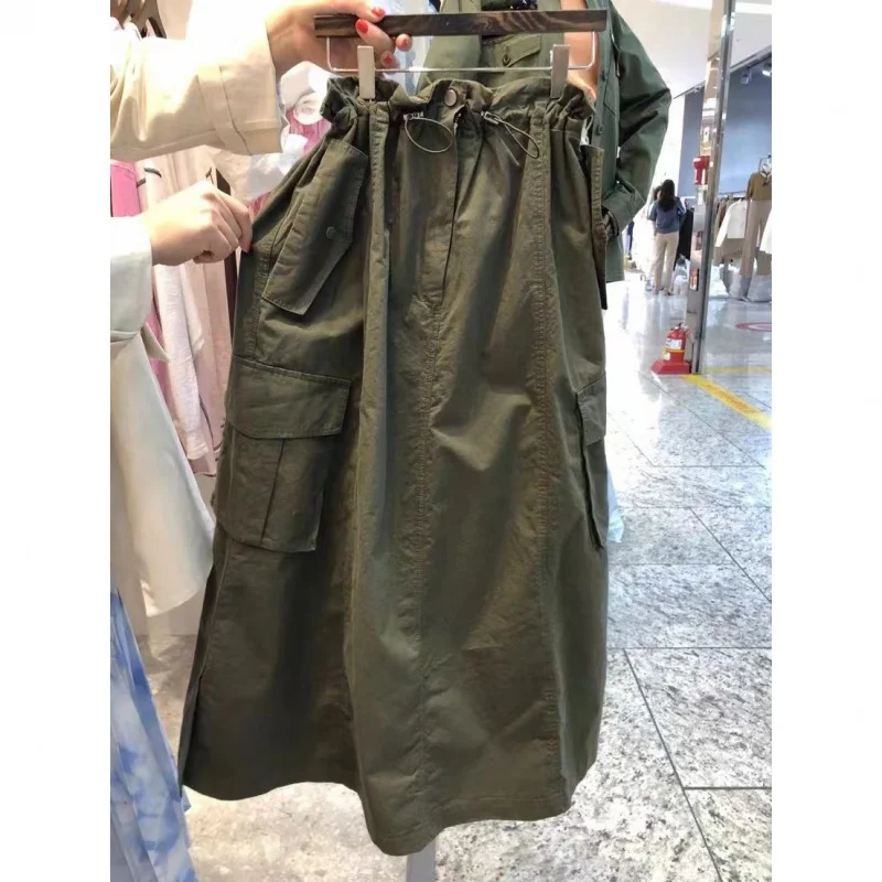 2023 Spring and Autumn Fashion Military Green Loose String String Waist Pocket High Waist Half Skirt 
2023 Spring and Autumn Fashion Military Green Loose String String Waist Pocket High Waist Half Skirt