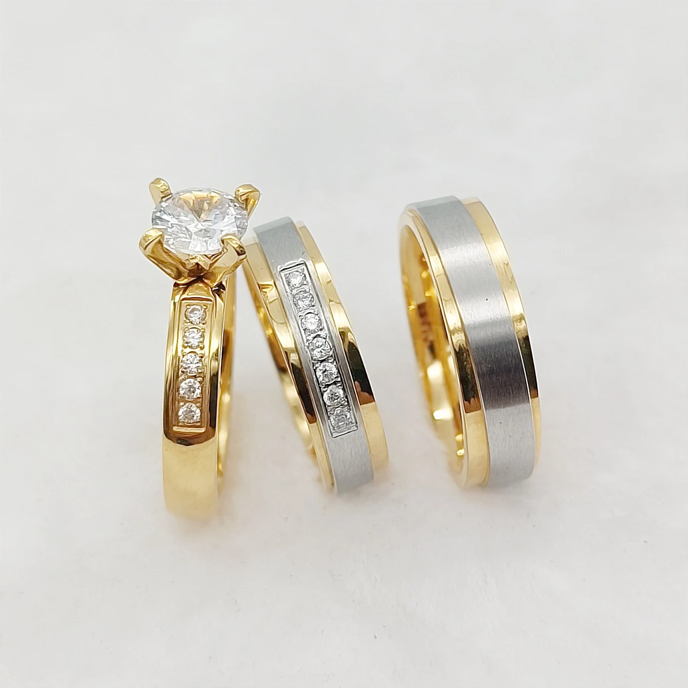 Western Style Cubic Zirconia Wedding Engagement Rings Bridal Sets For Men and Women 14k Gold Plated Jewery
Western Style Cubic Zirconia Wedding Engagement Rings Bridal Sets For Men and Women 14k Gold Plated Jewery