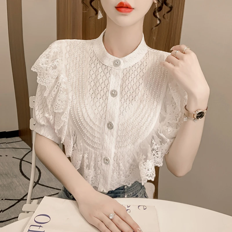 Summer New Short sleeved lace Shirt top Blouses shirt Hollow out blusa mujer de moda Shirt female Round neck Solid color 661G
Summer New Short sleeved lace Shirt top Blouses shirt Hollow out blusa mujer de moda Shirt female Round neck Solid color 661G