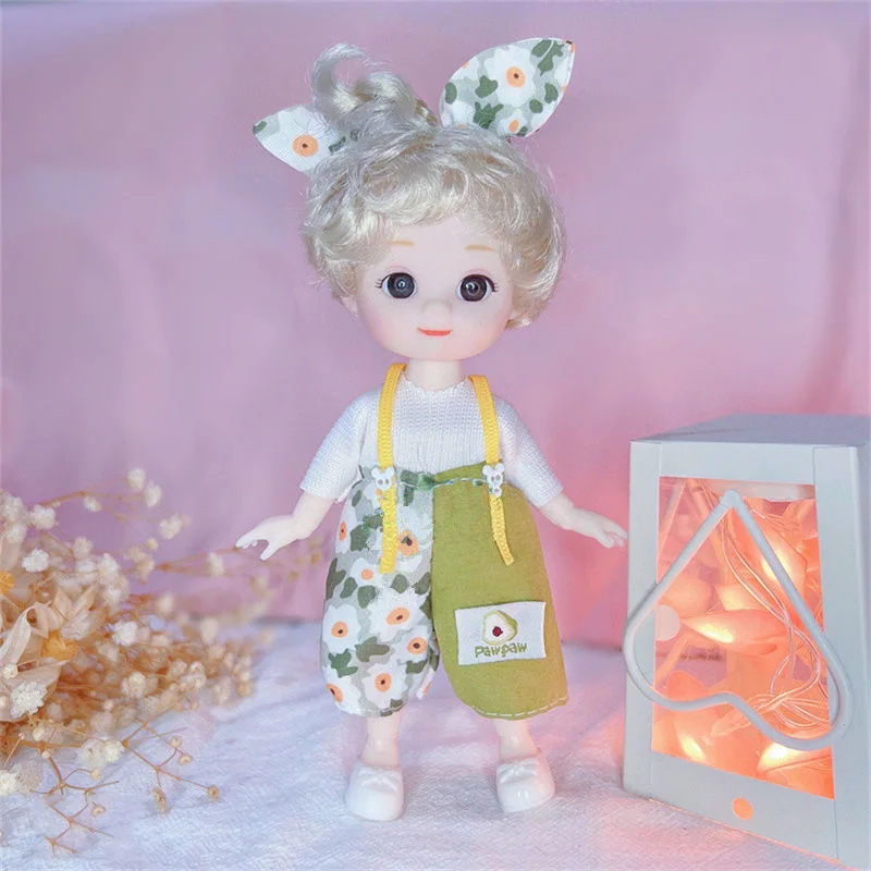 16cm Cute Expression Doll with Clothes Suit 1/8 BJD 13 Movable Joint 3D Eyes Dress Up Doll Girls Play House Toys
16cm Cute Expression Doll with Clothes Suit 1/8 BJD 13 Movable Joint 3D Eyes Dress Up Doll Girls Play House Toys