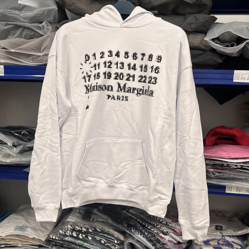 American High Street White Mm6 Margiela Pullovers Blur Print Hoodies Real Photo Autumn Winter Casual Loose Hooded Sweatshirts
American High Street White Mm6 Margiela Pullovers Blur Print Hoodies Real Photo Autumn Winter Casual Loose Hooded Sweatshirts