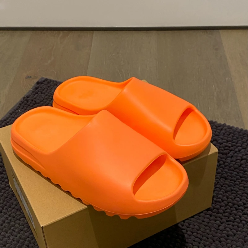 soft slippers luxury man clapper 2022 summer fashion eva slippers Thick bottom slide beach sandal man house man slippers
soft slippers luxury man clapper 2022 summer fashion eva slippers Thick bottom slide beach sandal man house man slippers