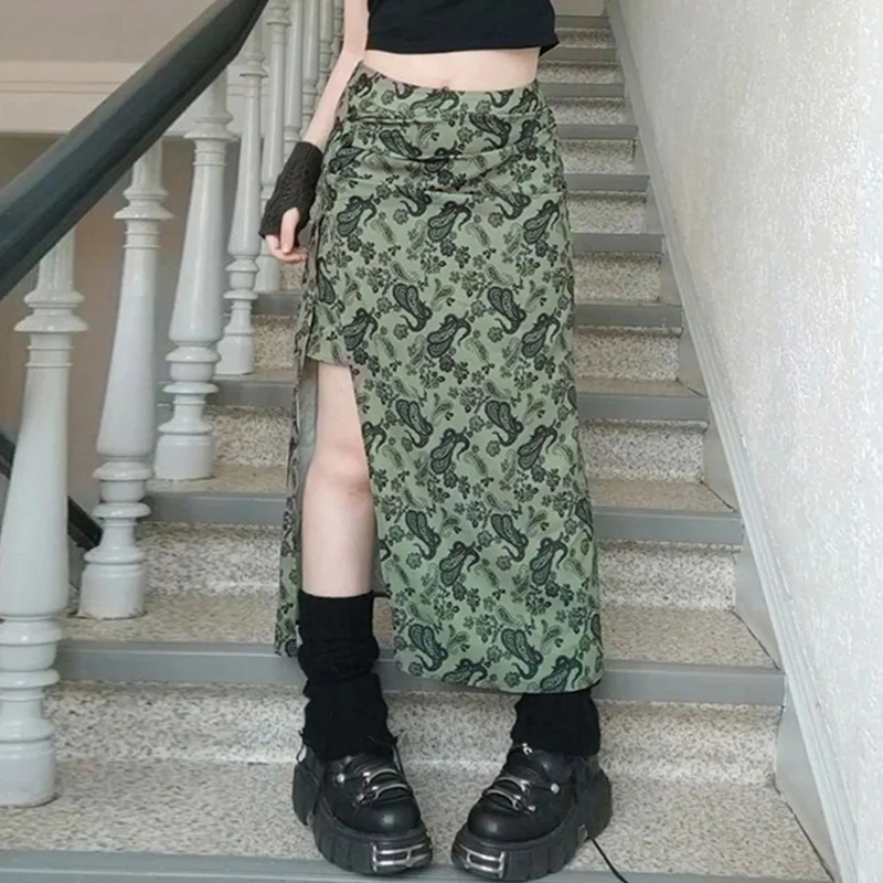 Y2K Aesthetic Retro high Waist Split Pencil Skirt Graphic Print Green Midi Skirt Chic Women Korean Vintage Grunge Bottom Clothes
Y2K Aesthetic Retro high Waist Split Pencil Skirt Graphic Print Green Midi Skirt Chic Women Korean Vintage Grunge Bottom Clothes