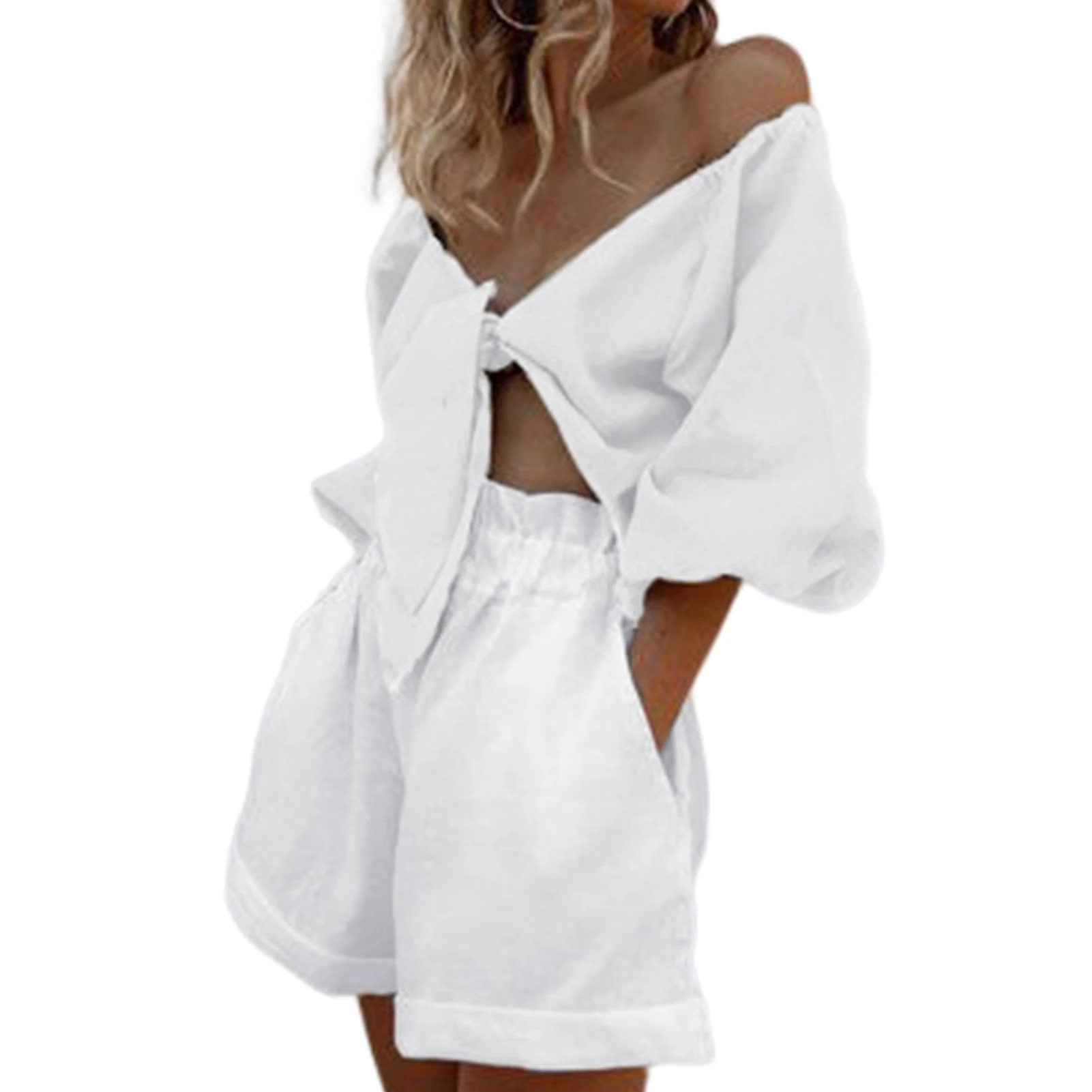 Women's Summer New Set Sexy Spicy Girl Chest Strap Crop Top Shorts Suits Korean Y2k Simple Ladies Two Piece Set for Women
Women's Summer New Set Sexy Spicy Girl Chest Strap Crop Top Shorts Suits Korean Y2k Simple Ladies Two Piece Set for Women