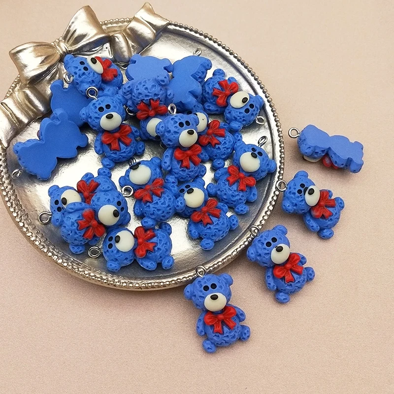Yoga 20 шт./упак. синий плиссированный медведь Медвежонок лук кулон аксессуары для DIY ювелирные изделия ожерелья серьги брелки для детей
Yoga 20 шт./упак. синий плиссированный медведь Медвежонок лук кулон аксессуары для DIY ювелирные изделия ожерелья серьги брелки для детей