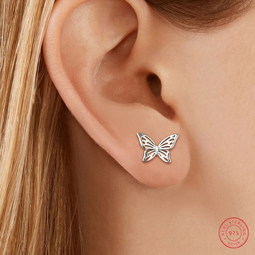 CELAYI Retro Butterfly Stud Earrings S925 Sterling Silver Earrings For Women Simple Animal Earrings European and American New
CELAYI Retro Butterfly Stud Earrings S925 Sterling Silver Earrings For Women Simple Animal Earrings European and American New