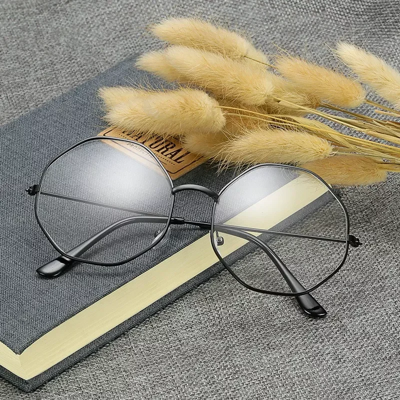 New Fashion Round Glasses for Women Men Vintage Classic Metal Flat Mirror Optical Spectacles Frame Unisex Vision Care Eyeglasses
New Fashion Round Glasses for Women Men Vintage Classic Metal Flat Mirror Optical Spectacles Frame Unisex Vision Care Eyeglasses