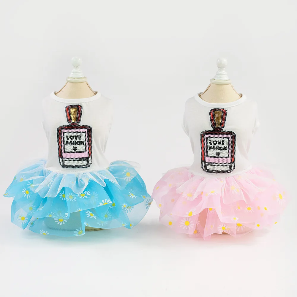 Spring and Summer New Pet Perfume Dress Small Dog Cat Princess Cute Dress Pet Fluffy Skirt Cotton Clothing
Spring and Summer New Pet Perfume Dress Small Dog Cat Princess Cute Dress Pet Fluffy Skirt Cotton Clothing