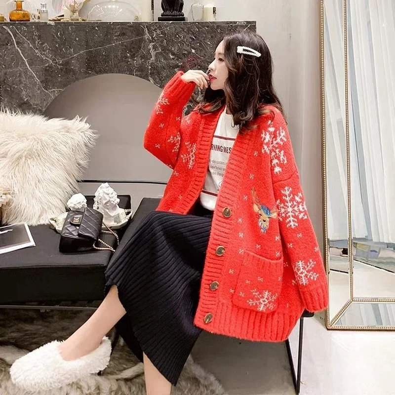 

Women Christmas Sweater Deer Snowflake Pattern Print Coats Female Loose Cardigan Jacket Fawn Sweater New Knitwear 2021 Korean