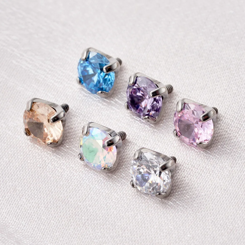 1PC Titanium G23 Perforated Jewelry Accessories 0.9mm Thread Stud Ear Lip Stud Head Four Claw ZC With 16G Internal Thread Rod
1PC Titanium G23 Perforated Jewelry Accessories 0.9mm Thread Stud Ear Lip Stud Head Four Claw ZC With 16G Internal Thread Rod
