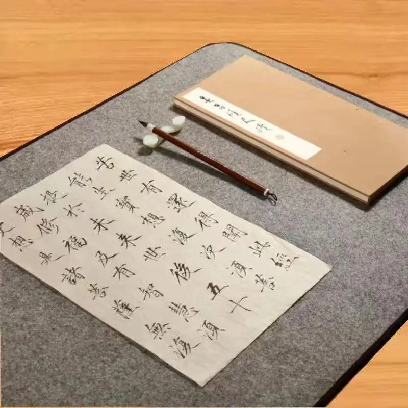 1Pc 50X70Cm Drawing Felt Pad Peinture Chinese Painting Calligraphy Felt Pad Wool Table Mat 3Mm Thick Writing Art Supplies
1Pc 50X70Cm Drawing Felt Pad Peinture Chinese Painting Calligraphy Felt Pad Wool Table Mat 3Mm Thick Writing Art Supplies