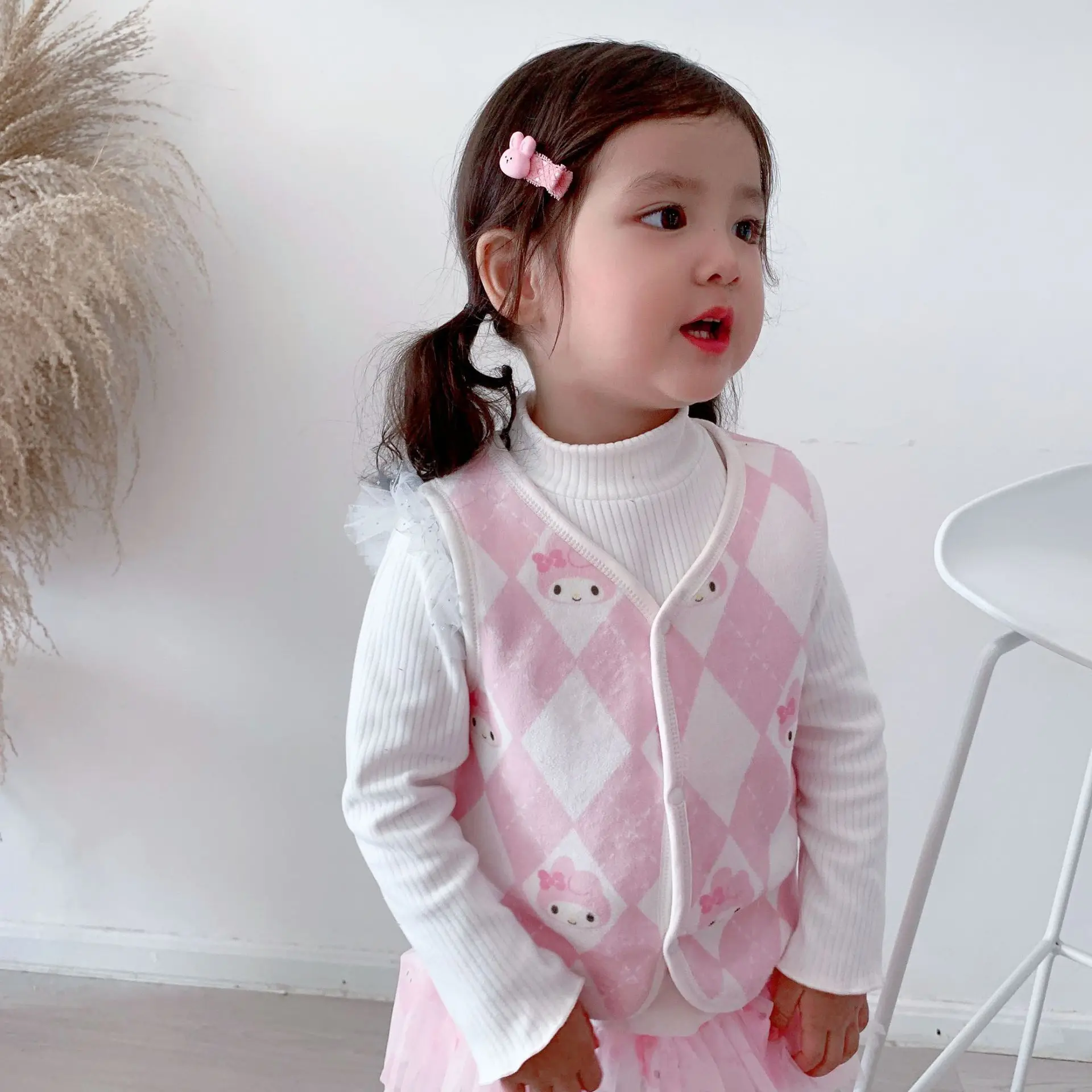 New Kawaii Sanrio Children's Vests Mymelody Anime Cute Beauty Winter Warm Plush Versatile Top Waistcoat Girl Birthday Gift
New Kawaii Sanrio Children's Vests Mymelody Anime Cute Beauty Winter Warm Plush Versatile Top Waistcoat Girl Birthday Gift