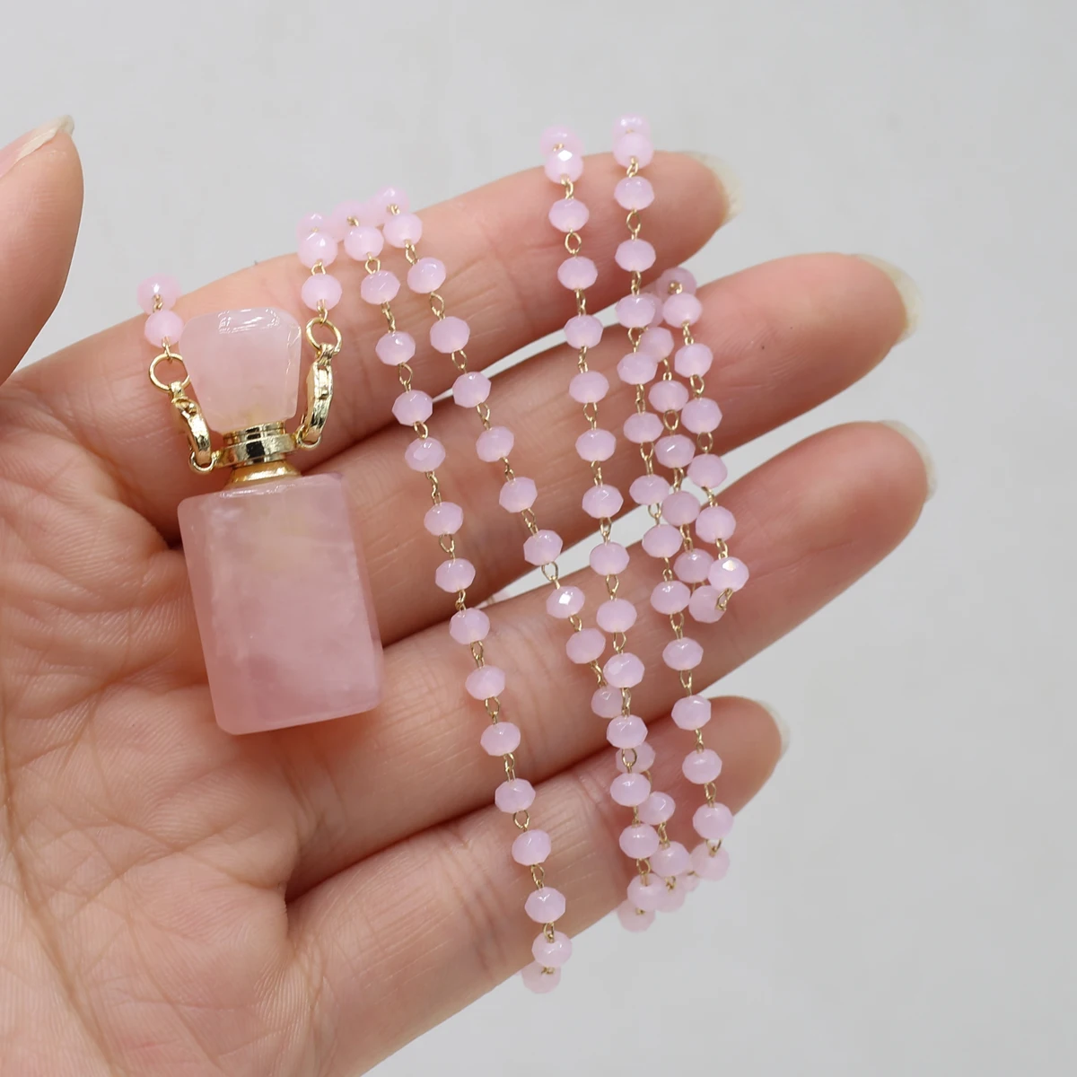 New Arrival Natural Semi-Precious Rose Quartz Essential Oil Diffuser Perfume Bottle Pendant Necklace Charm Crystal Gift Jewelry
New Arrival Natural Semi-Precious Rose Quartz Essential Oil Diffuser Perfume Bottle Pendant Necklace Charm Crystal Gift Jewelry