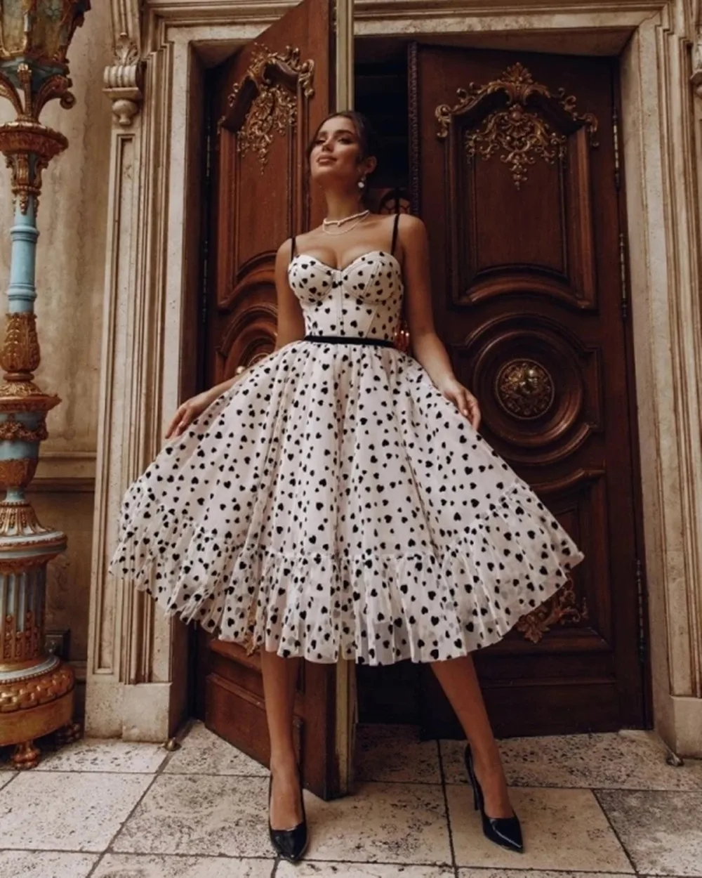 Black Pearls Tulle Prom Dresses Beaded Spaghetti Strap Formal Evening Party Gowns Sweetheart Women Prom Gowns 
Black Pearls Tulle Prom Dresses Beaded Spaghetti Strap Formal Evening Party Gowns Sweetheart Women Prom Gowns