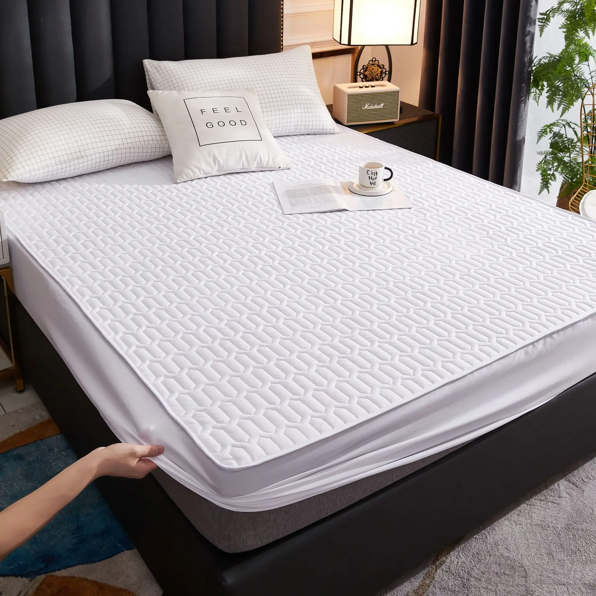 

Waterproof Mattress Cover Thicken Mattress Protector Skin-Friendly Durable Fitted Sheet Bed Cover 150x200 180x200 160x200