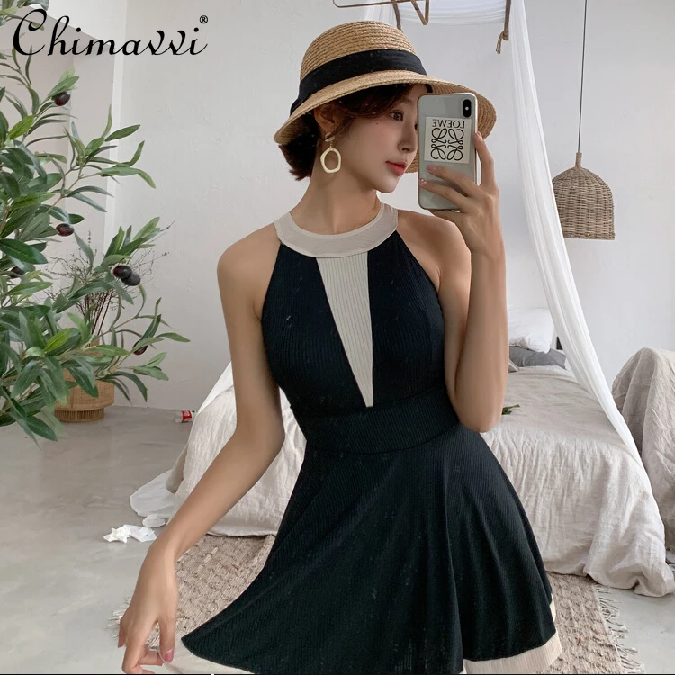 New 2022 Fashion Simple High Waist Slim Fit Dress Swimwear for Ladies Sexy Halter Backless Seaside Spandex Swimsuit Women
New 2022 Fashion Simple High Waist Slim Fit Dress Swimwear for Ladies Sexy Halter Backless Seaside Spandex Swimsuit Women