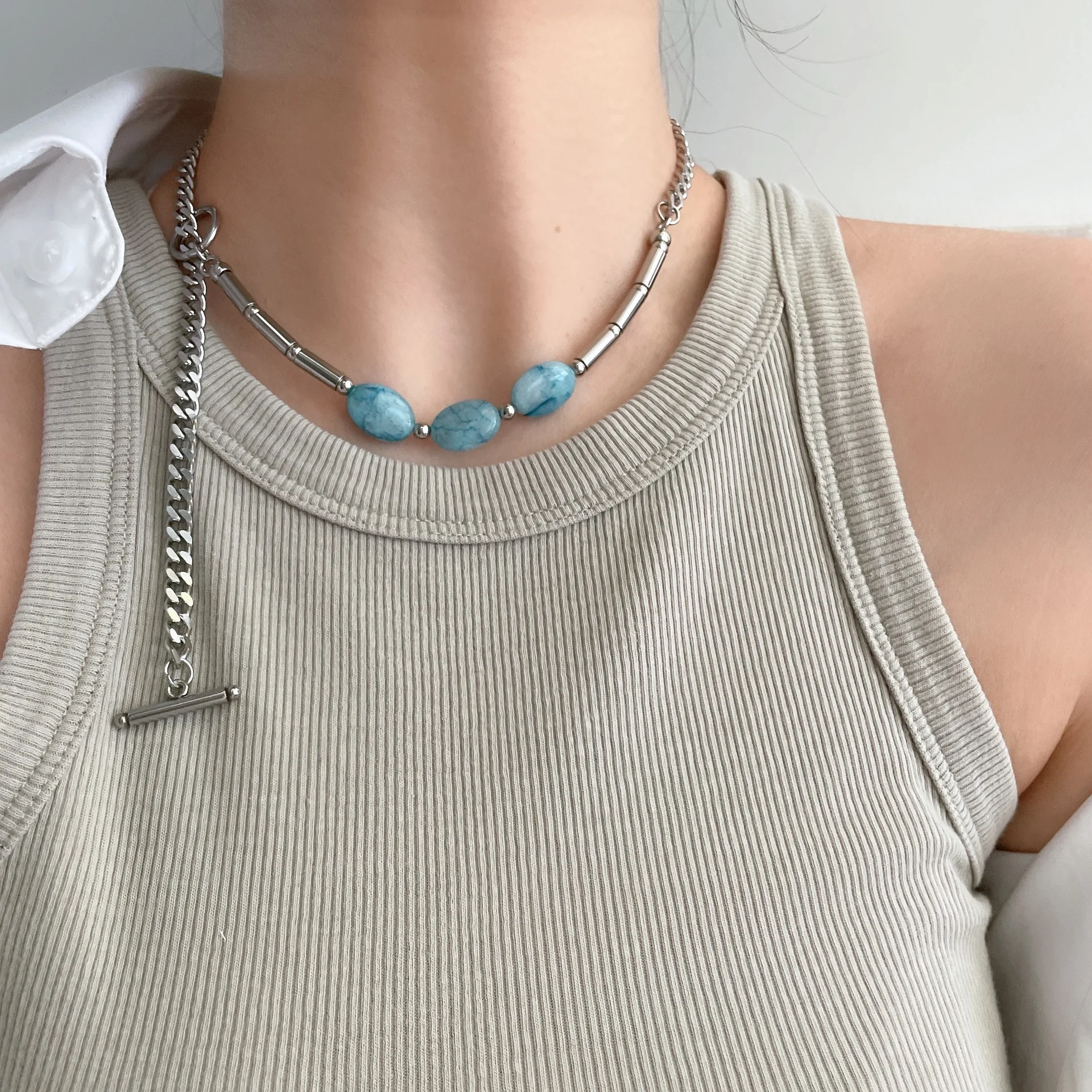 Design Titanium Steel Necklace Stitching Clavicle Chain for Women Sweet and Cool Hot Girl Accessories
Design Titanium Steel Necklace Stitching Clavicle Chain for Women Sweet and Cool Hot Girl Accessories